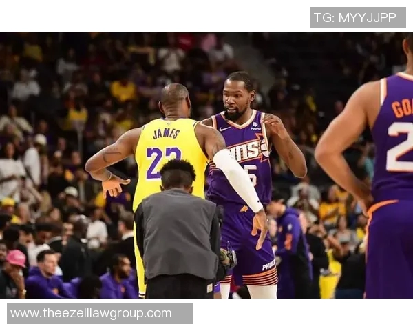 2006年11月湖人与太阳的经典对决回顾与精彩瞬间分析