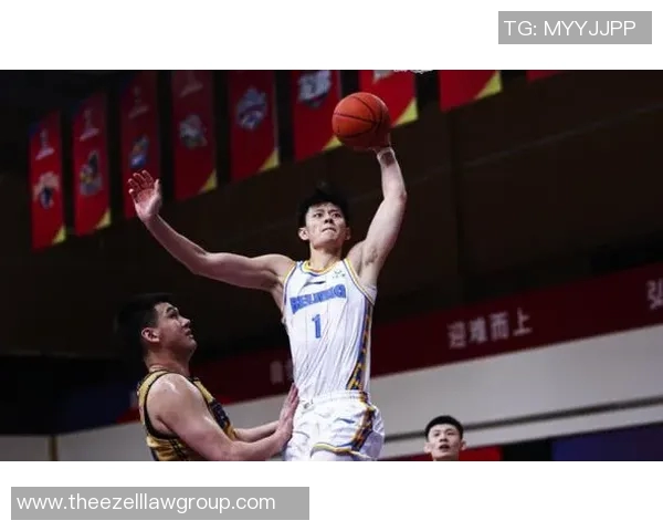 西安篮球队阵地战打法深度分析与战术解读