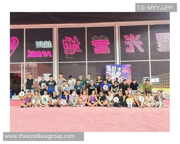 飞盘盛宴:深入广州飞盘队的团队协作与默契之道 飞盘盛宴:深入广州飞盘队的团队协作与默契之道